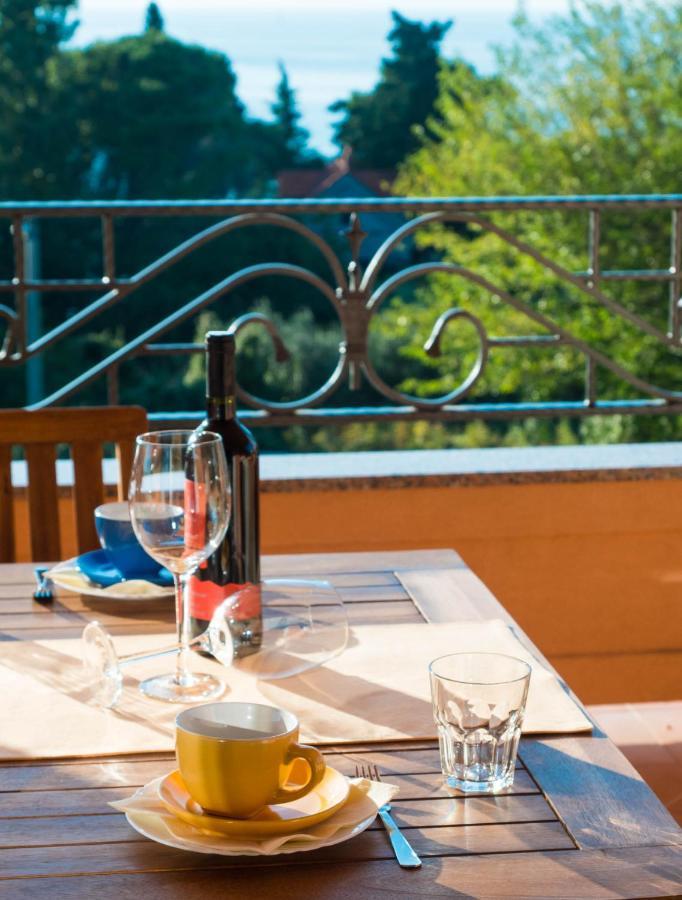 Apartments Villa Kristina Supetarska Draga Zewnętrze zdjęcie