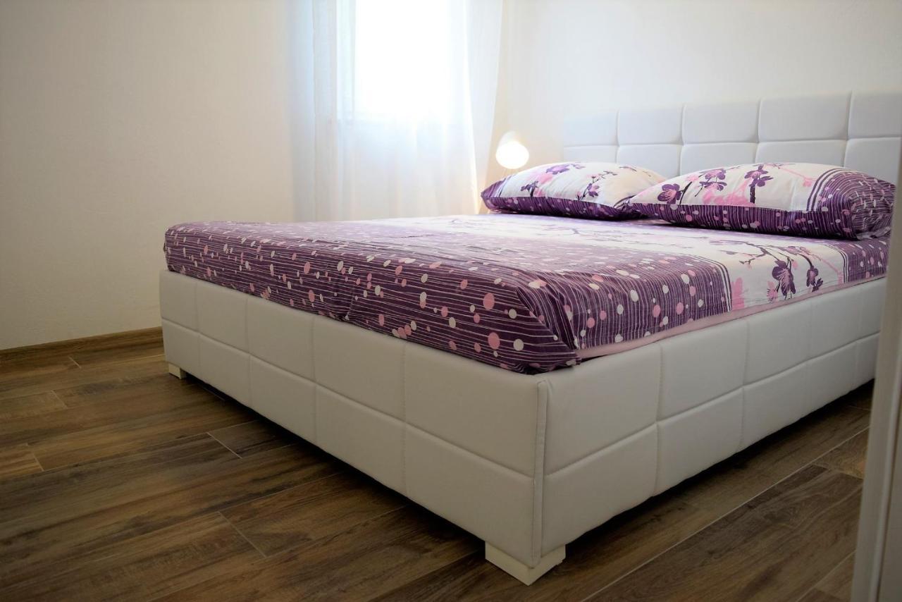 Apartments Villa Kristina Supetarska Draga Zewnętrze zdjęcie