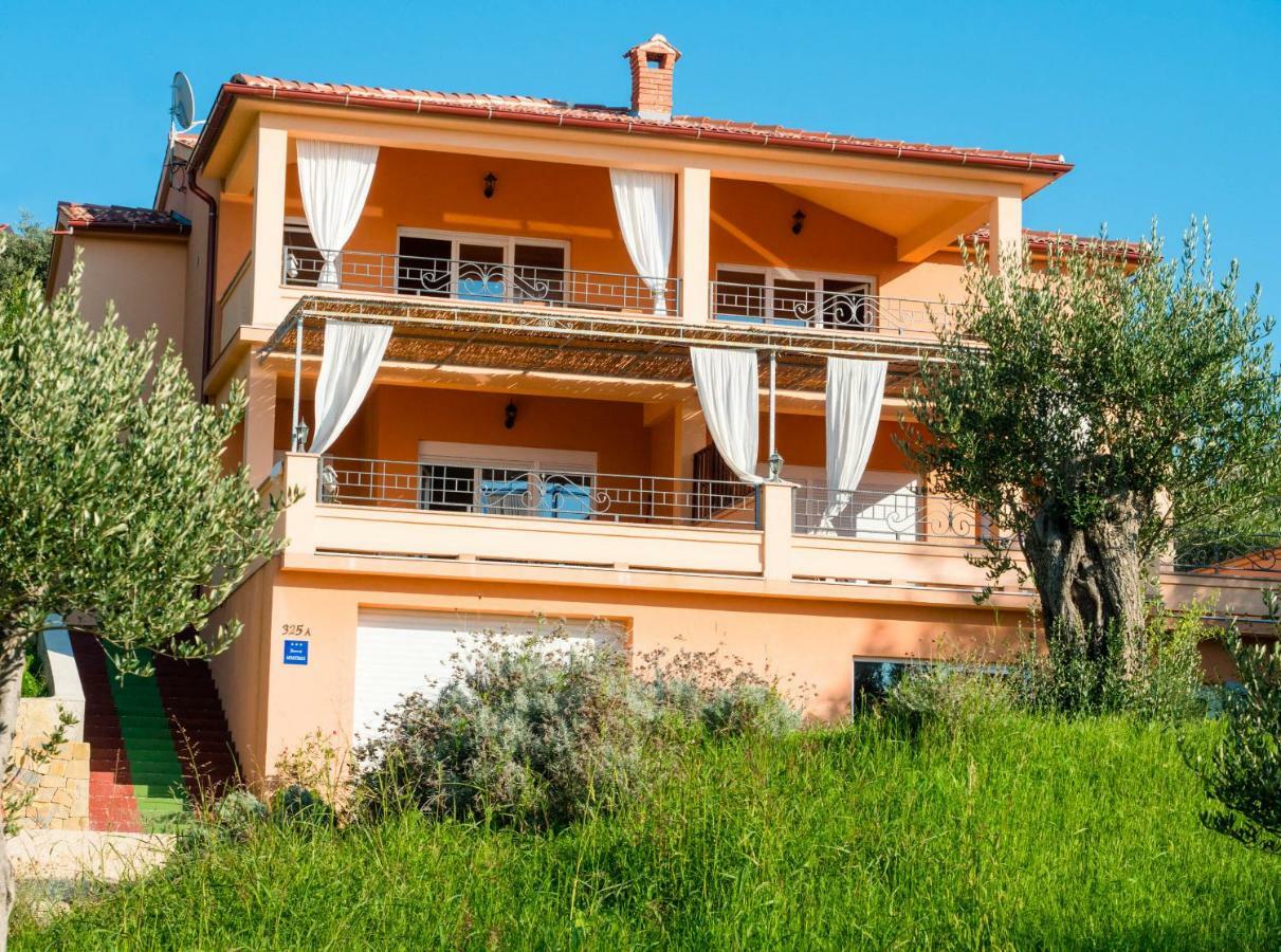 Apartments Villa Kristina Supetarska Draga Zewnętrze zdjęcie
