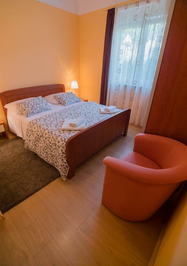 Apartments Villa Kristina Supetarska Draga Zewnętrze zdjęcie