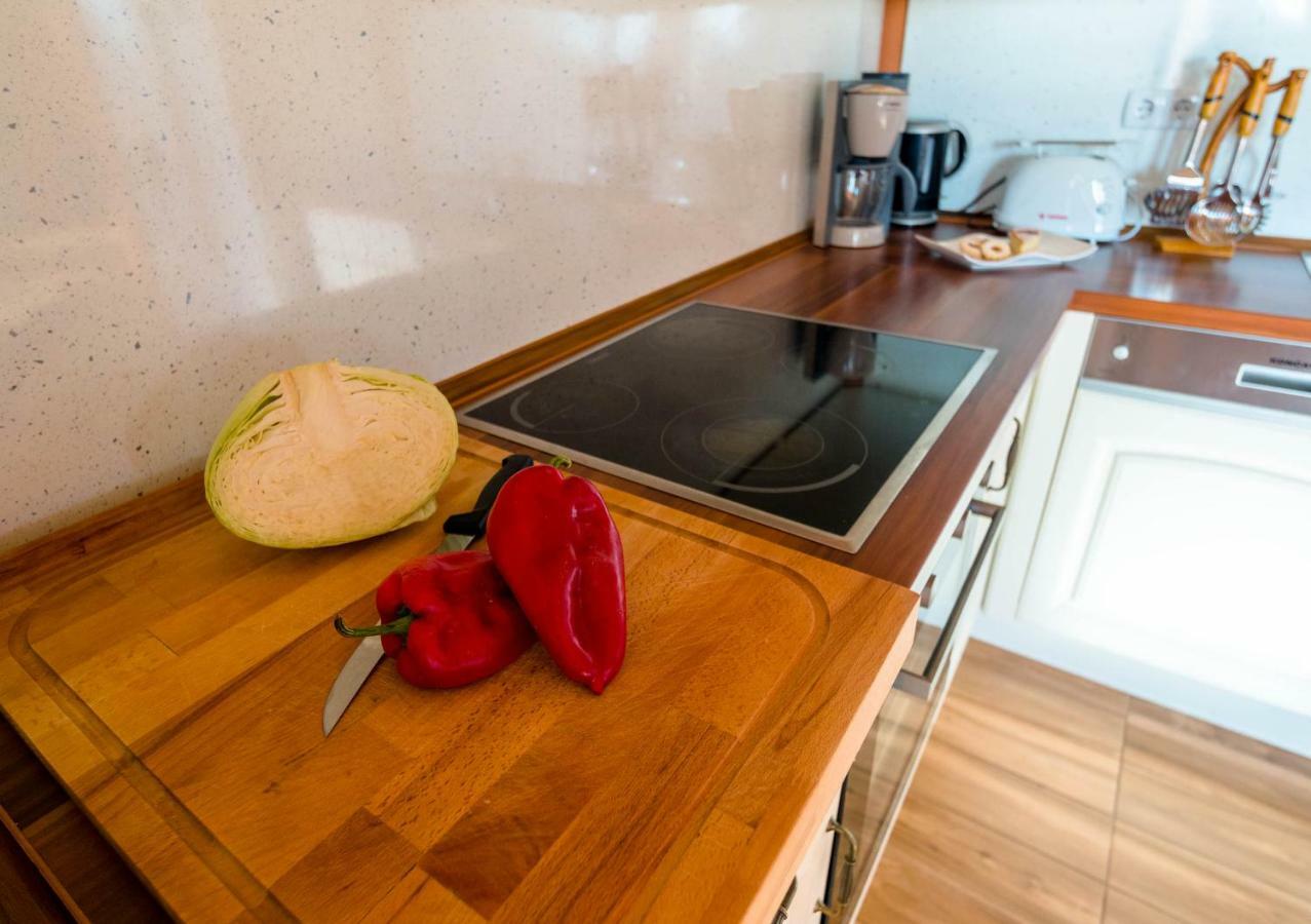 Apartments Villa Kristina Supetarska Draga Zewnętrze zdjęcie